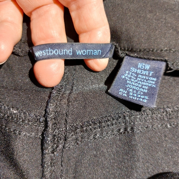 Westbound Woman Pull-On Distressed Black Pants 16W Short EUC - Picture 2 of 14